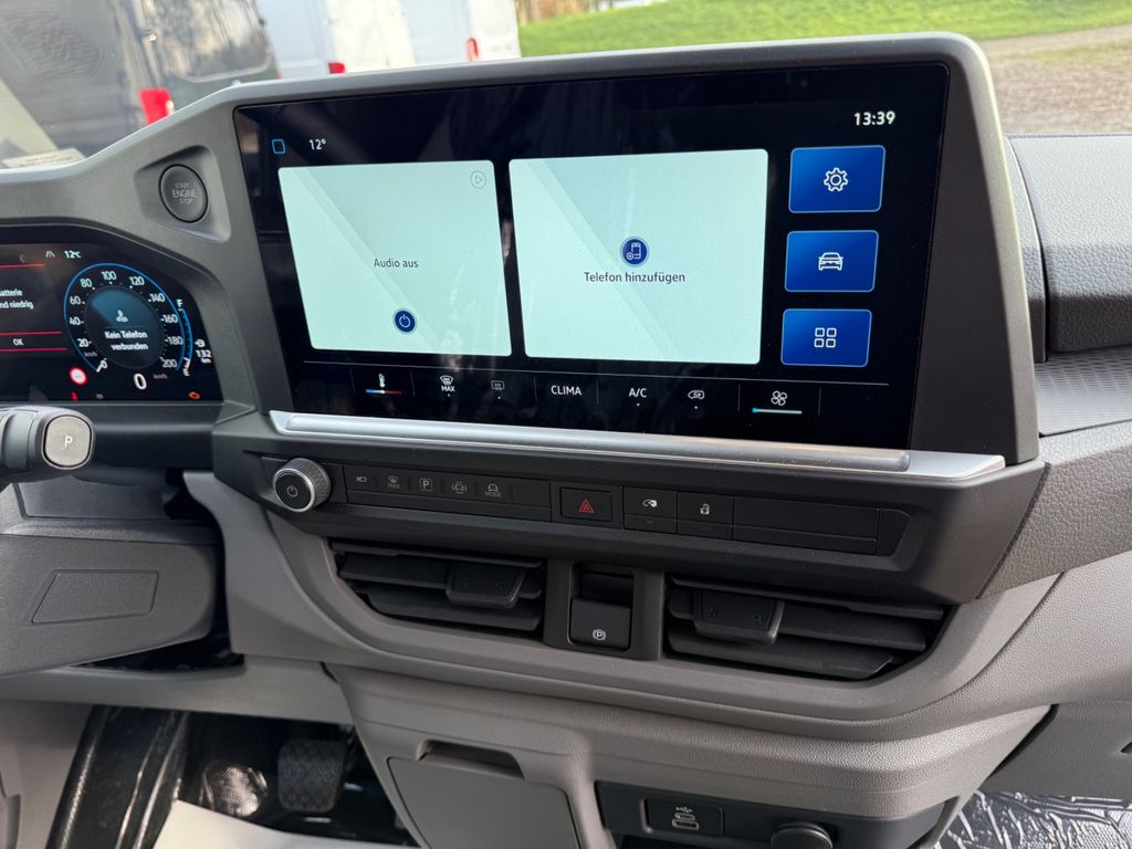 Volkswagen T7 Caravelle 2025