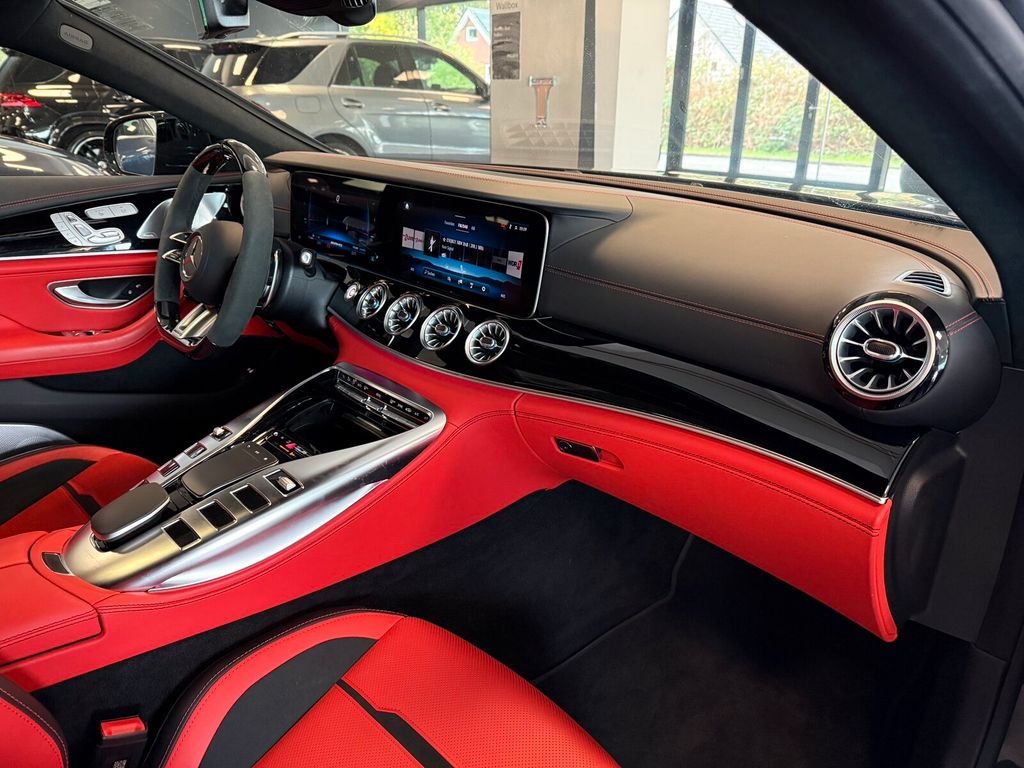 Mercedes-Benz AMG GT 2025