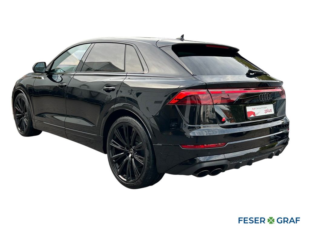 Audi SQ8 2025