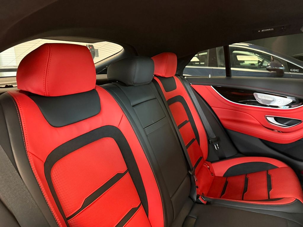 Mercedes-Benz AMG GT 2025