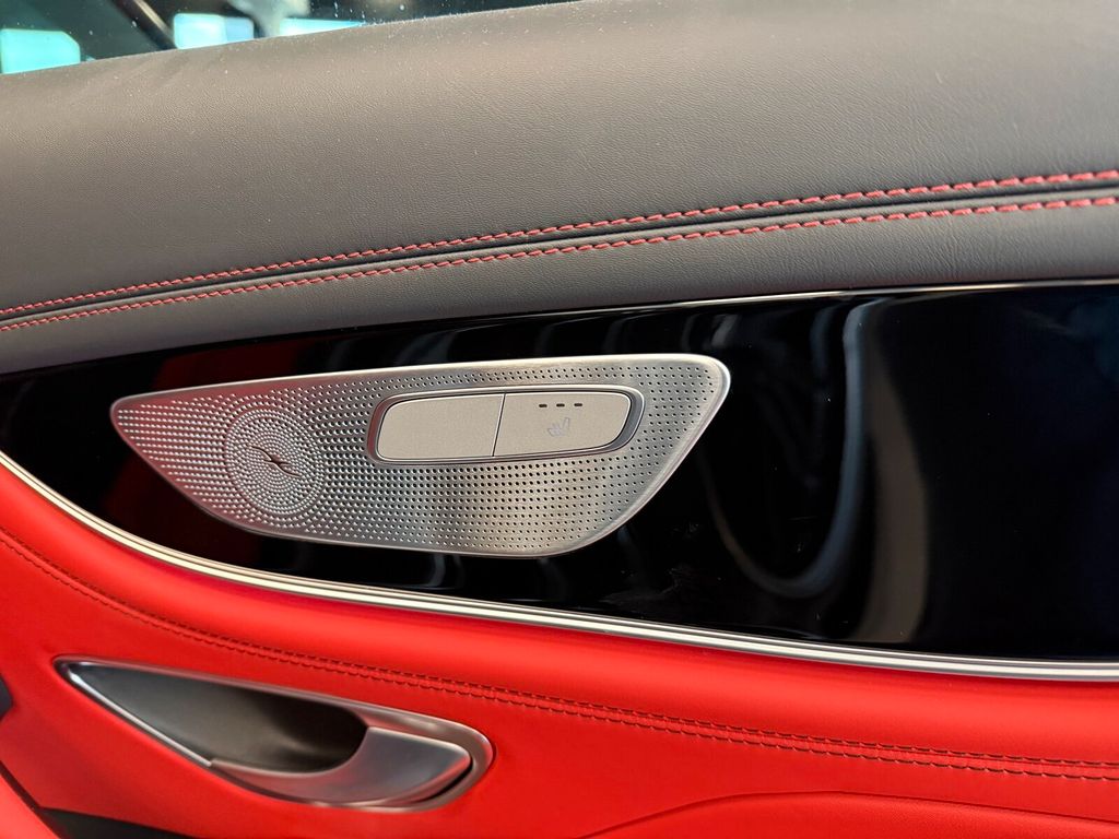 Mercedes-Benz AMG GT 2025