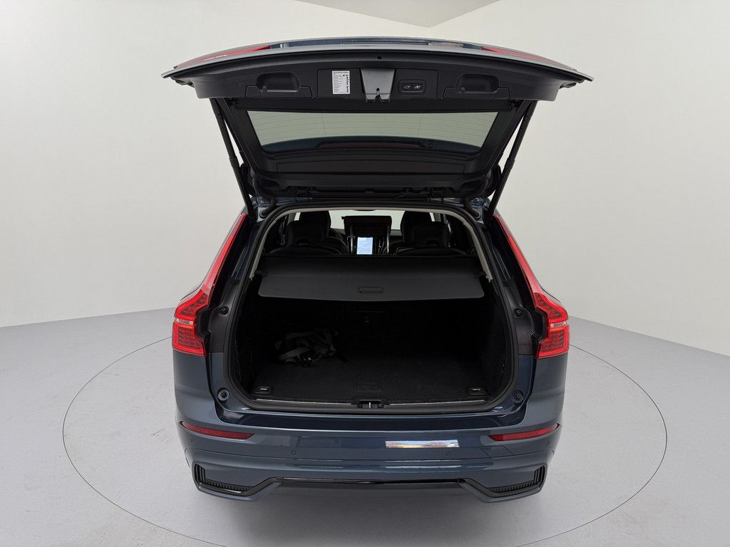 Volvo XC60 2025