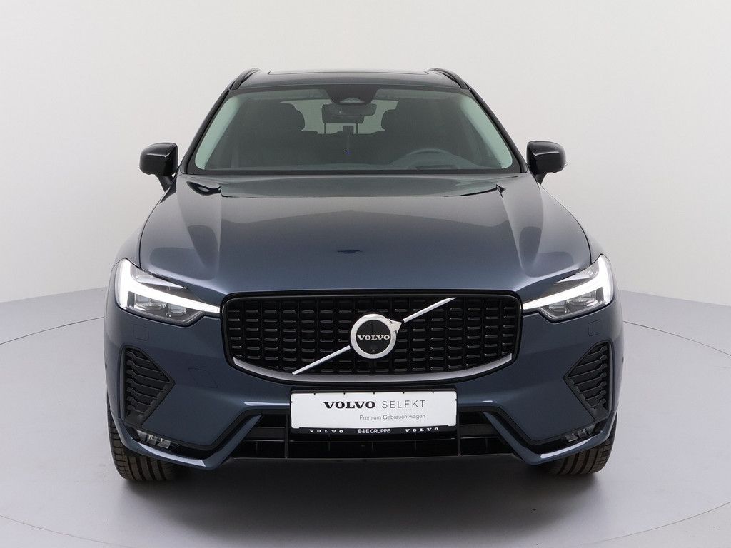 Volvo XC60 2025