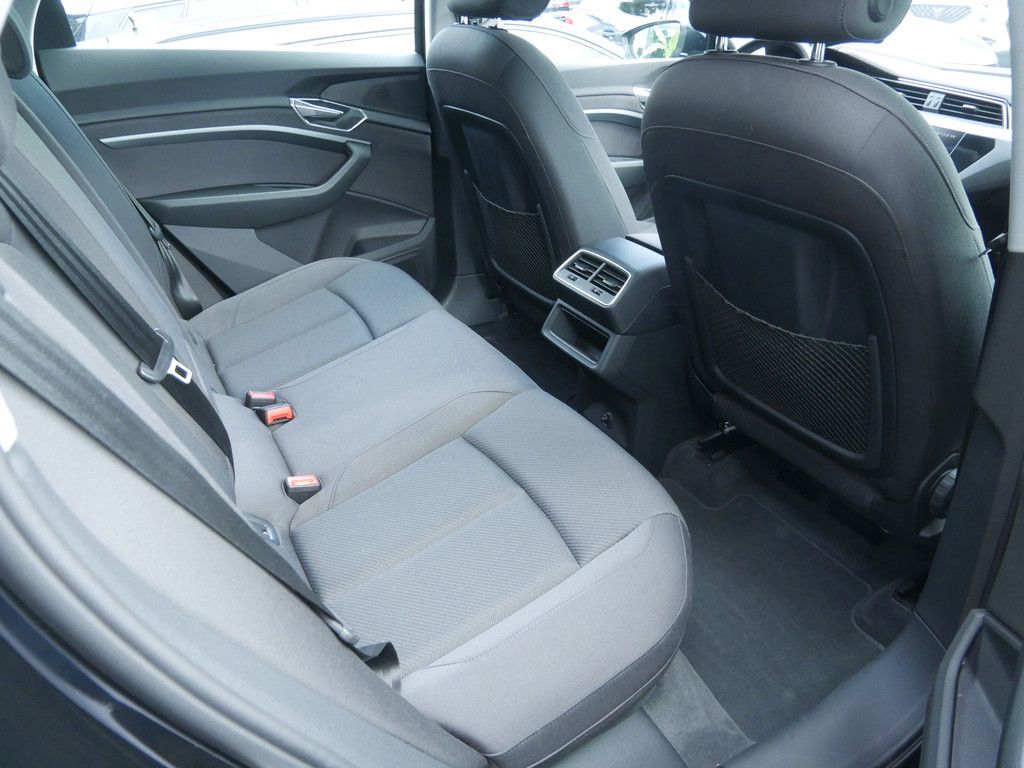 Audi e-tron 2022
