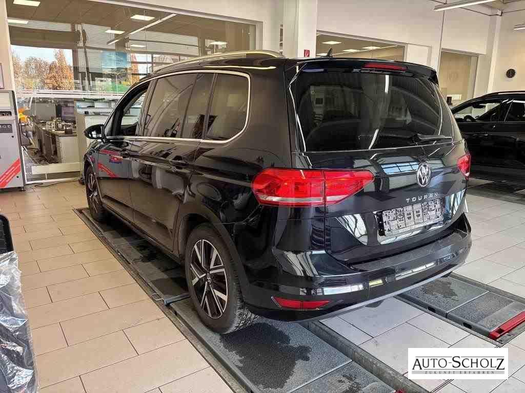 Volkswagen Touran 2021
