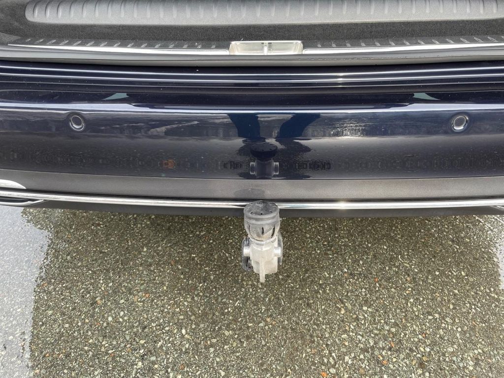 Mercedes-Benz E 300 2025