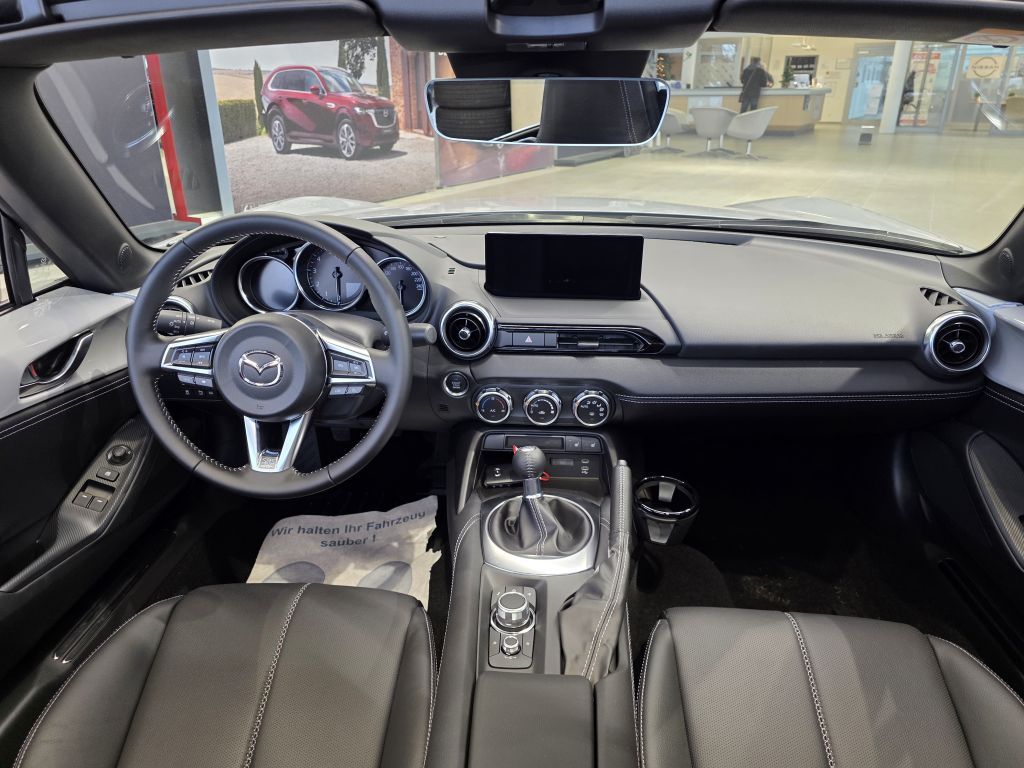 Mazda MX-5 2025