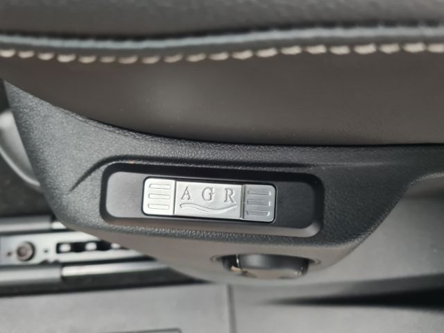 Ford Grand Tourneo