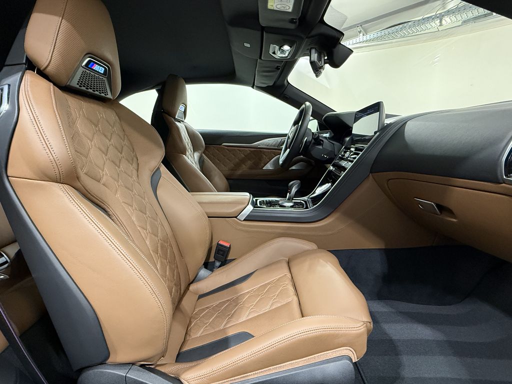 BMW M8 2025