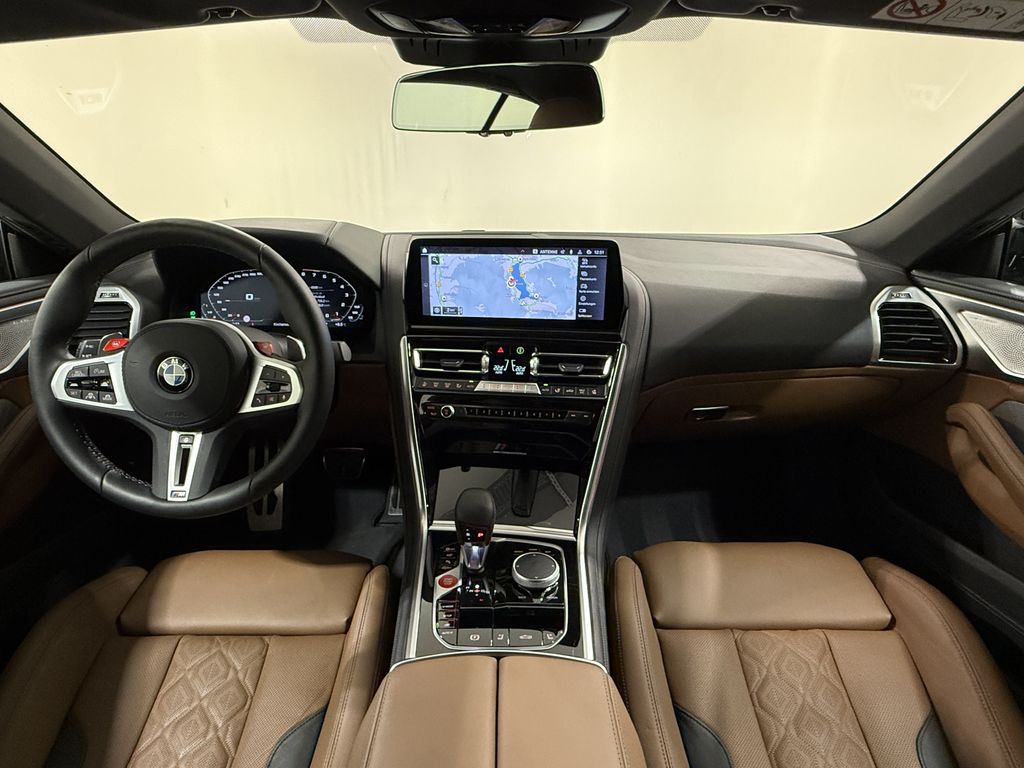 BMW M8 2025