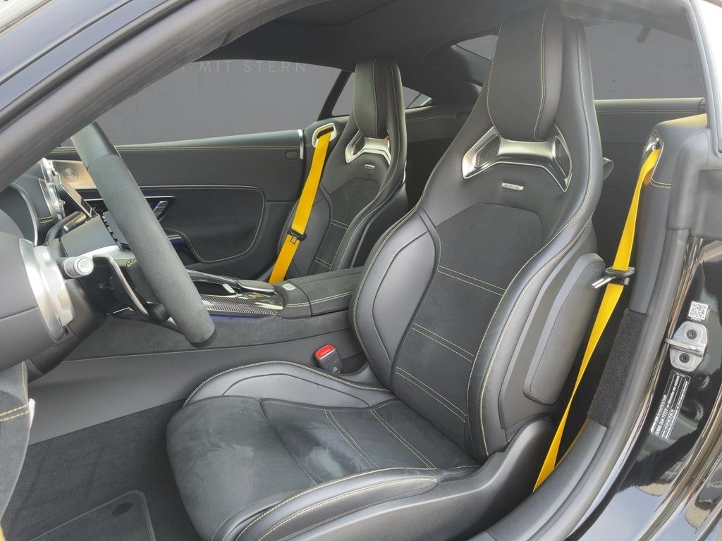 Mercedes-Benz AMG GT 2024