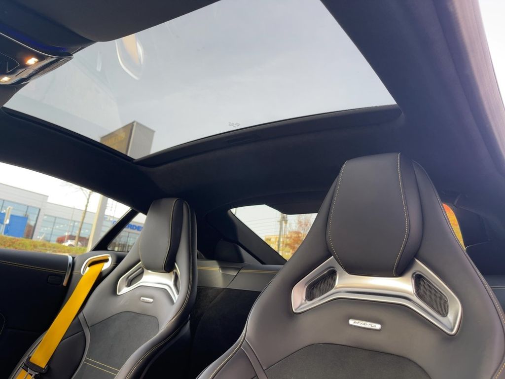 Mercedes-Benz AMG GT 2024