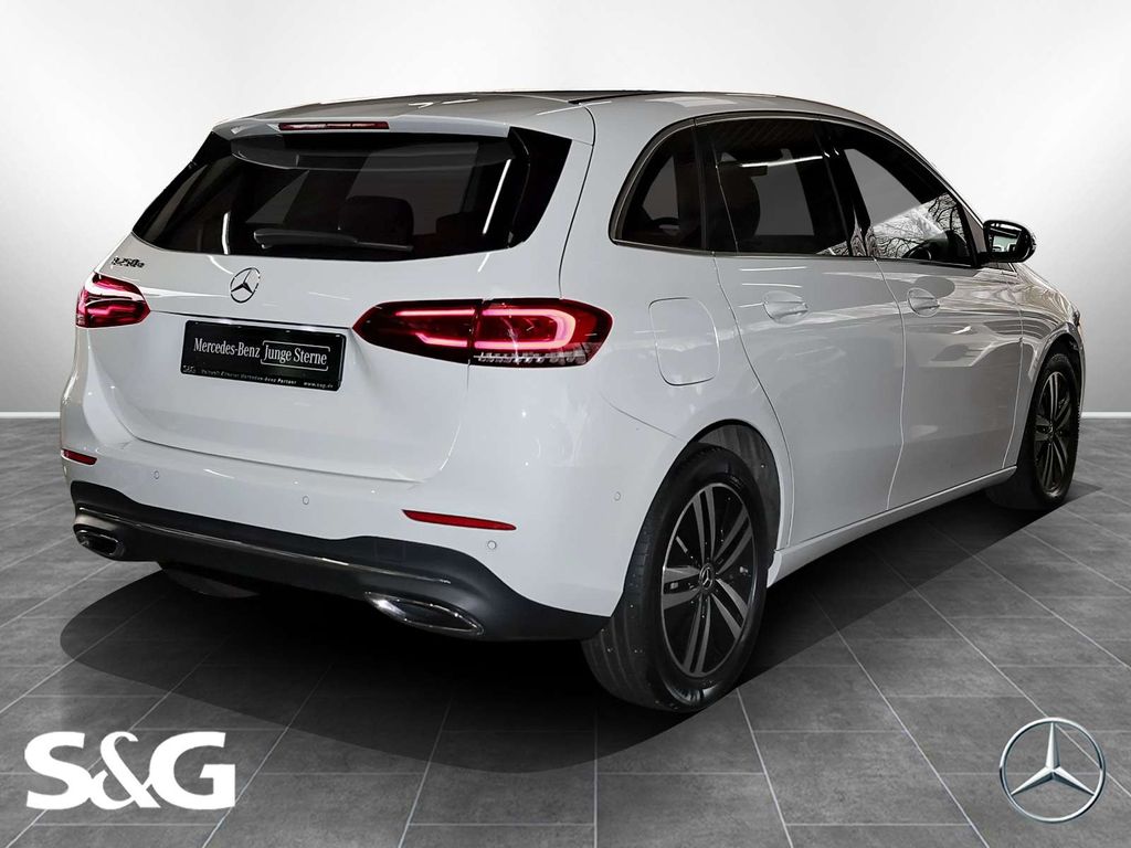 Mercedes-Benz B 250 2022