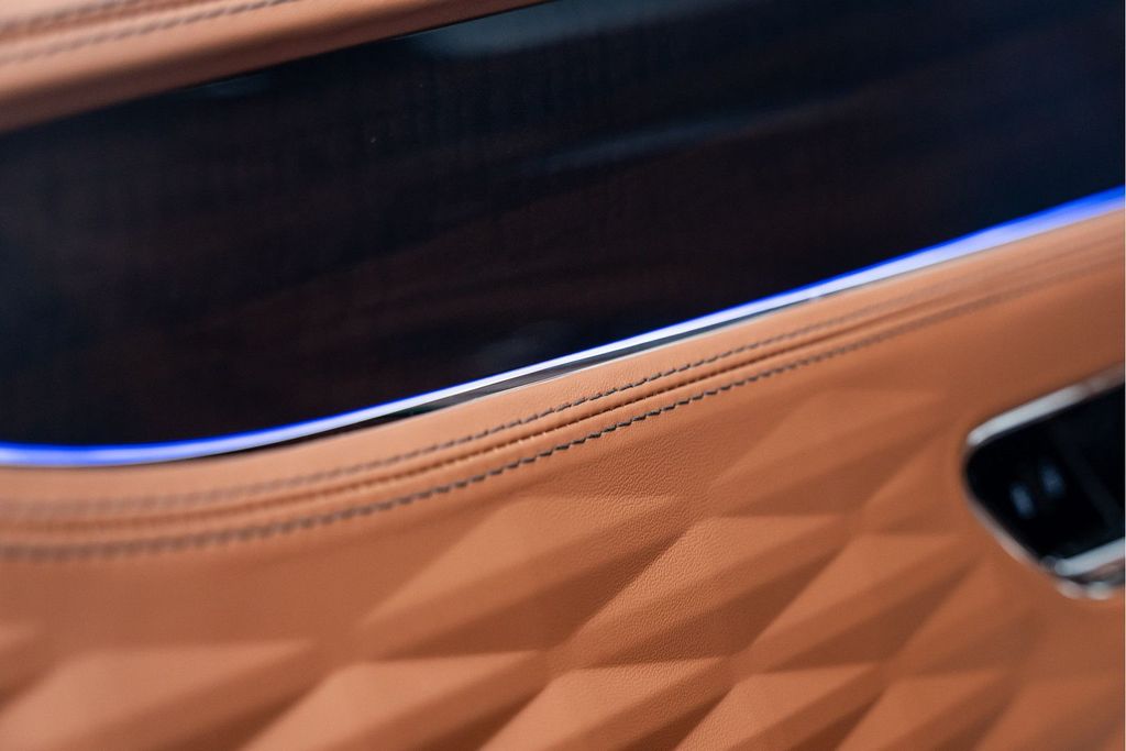 Bentley Flying Spur 2022