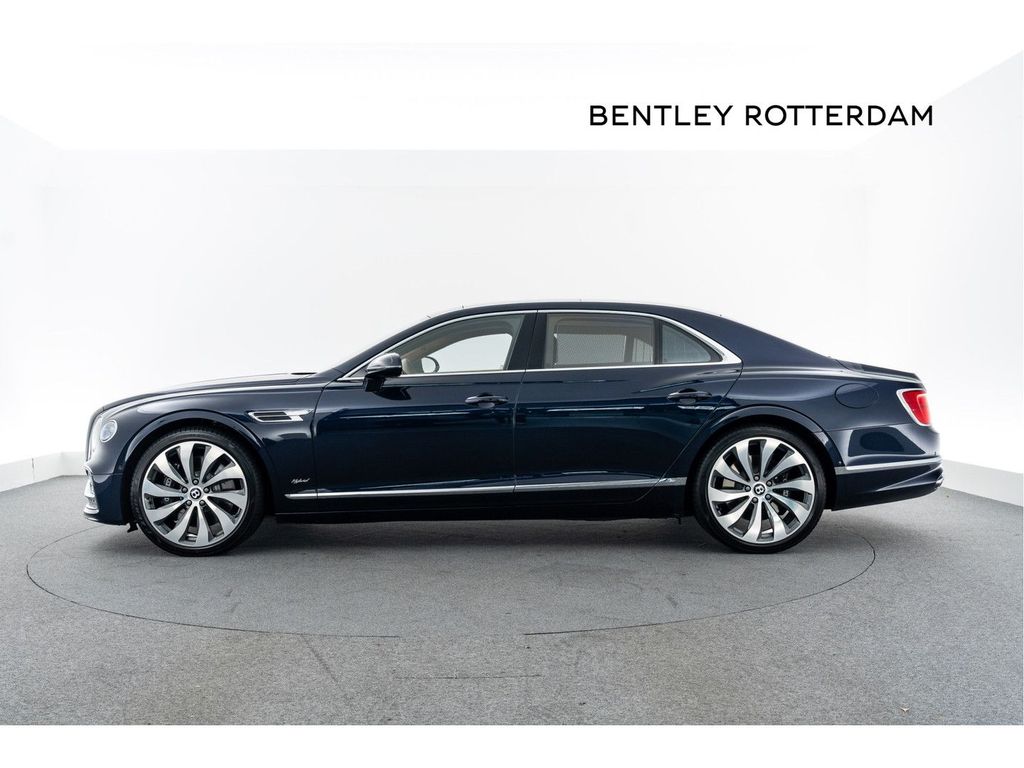 Bentley Flying Spur 2022