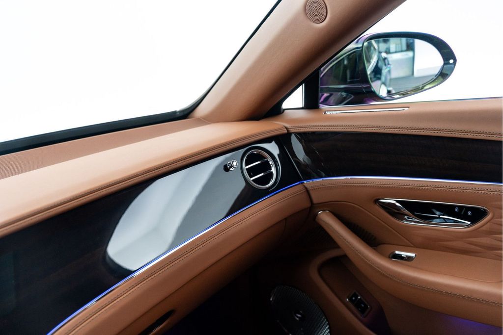 Bentley Flying Spur 2022