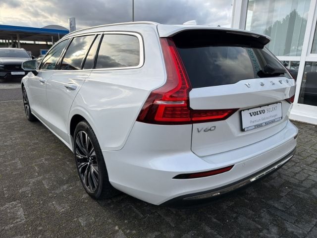 Volvo V60 2022