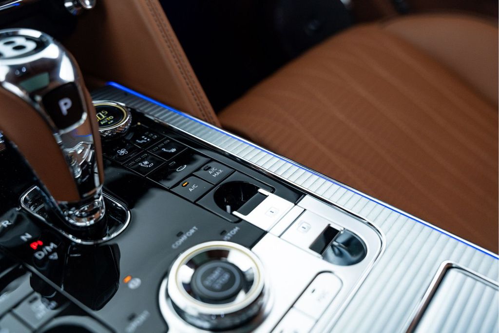 Bentley Flying Spur 2022