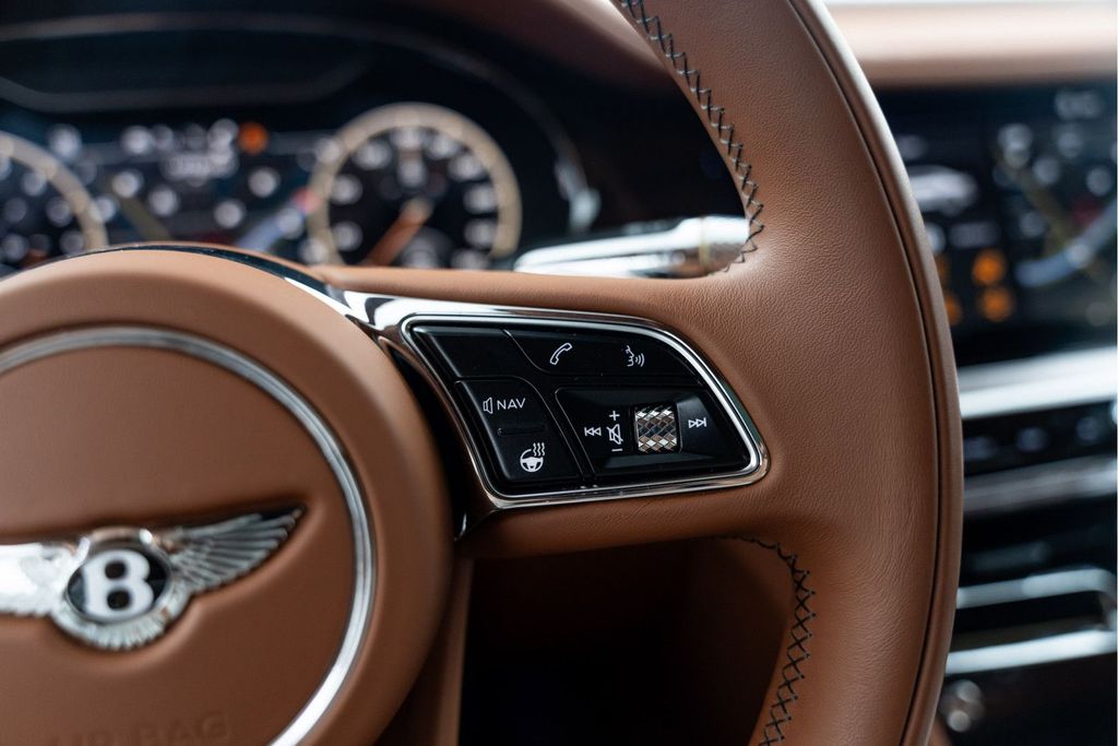 Bentley Flying Spur 2022