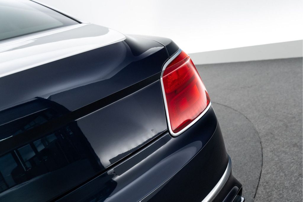 Bentley Flying Spur 2022