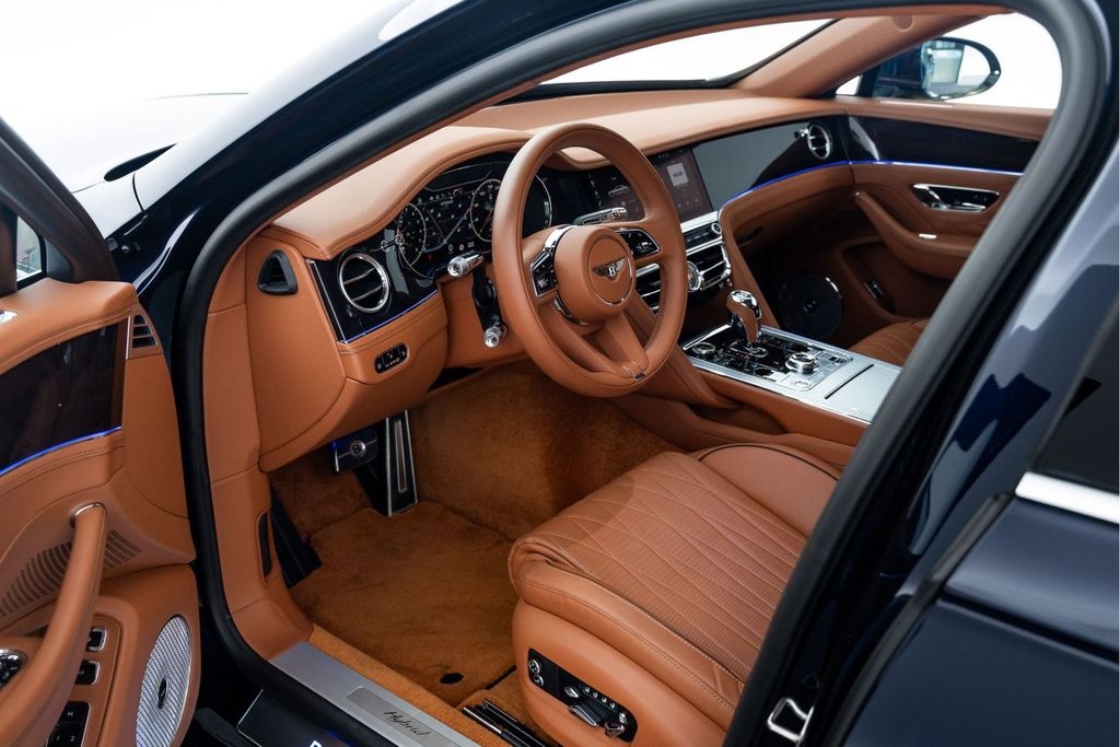 Bentley Flying Spur 2022