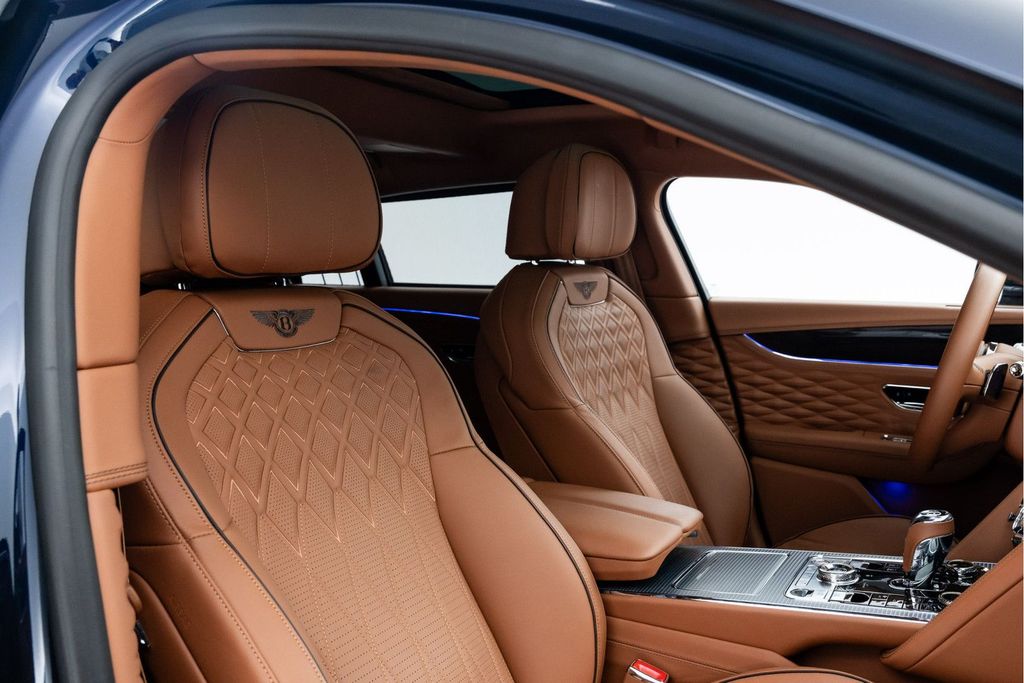 Bentley Flying Spur 2022