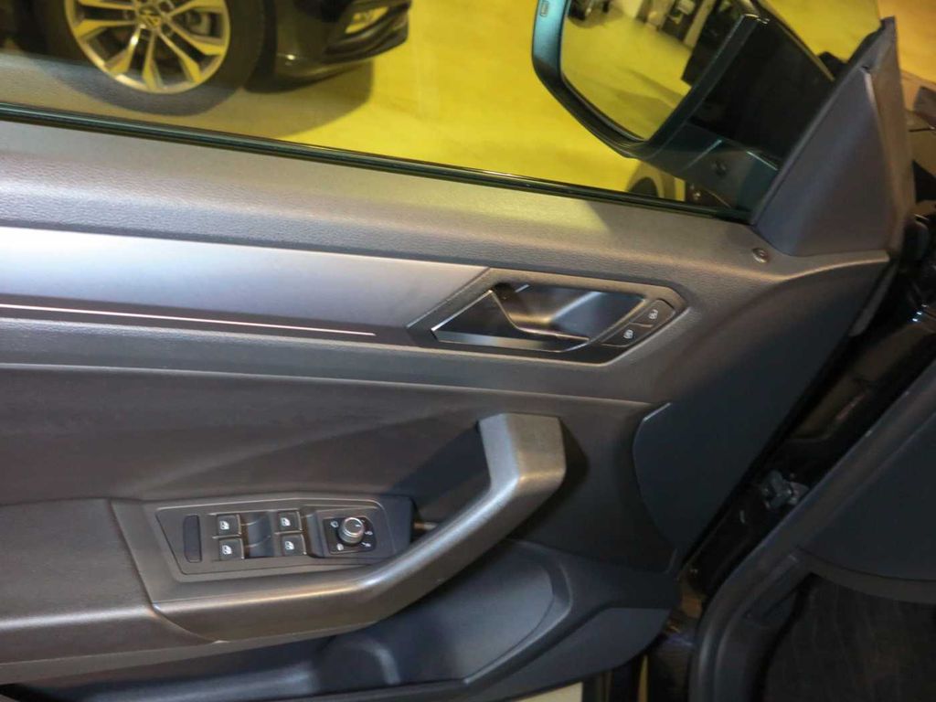 Volkswagen T-Roc 2020