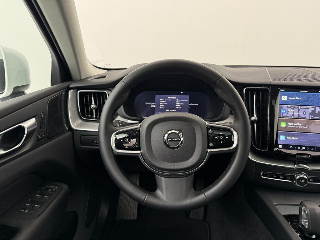 Volvo XC60 2025