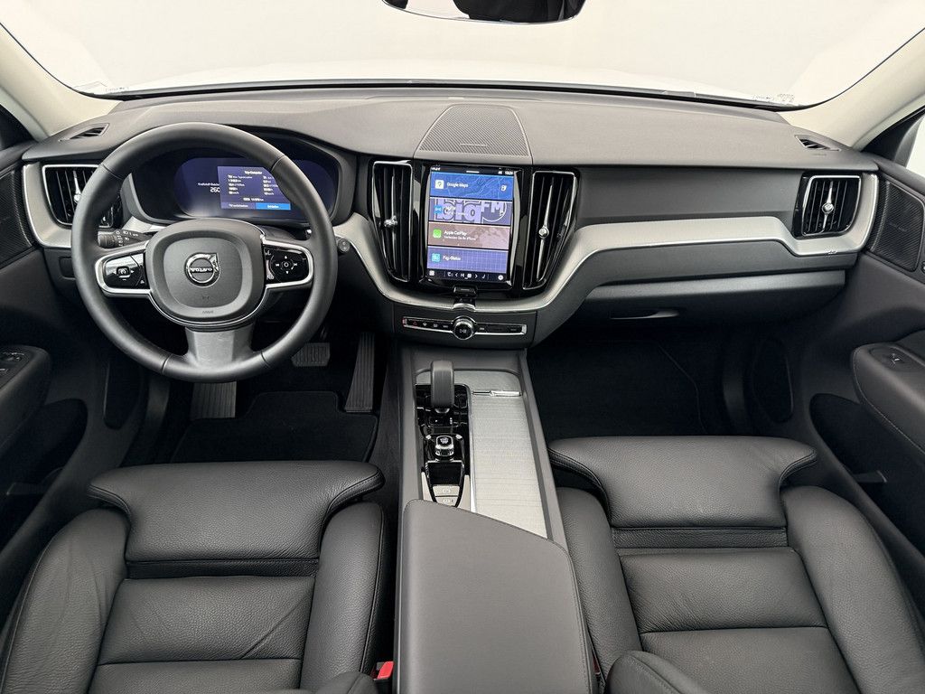 Volvo XC60 2025