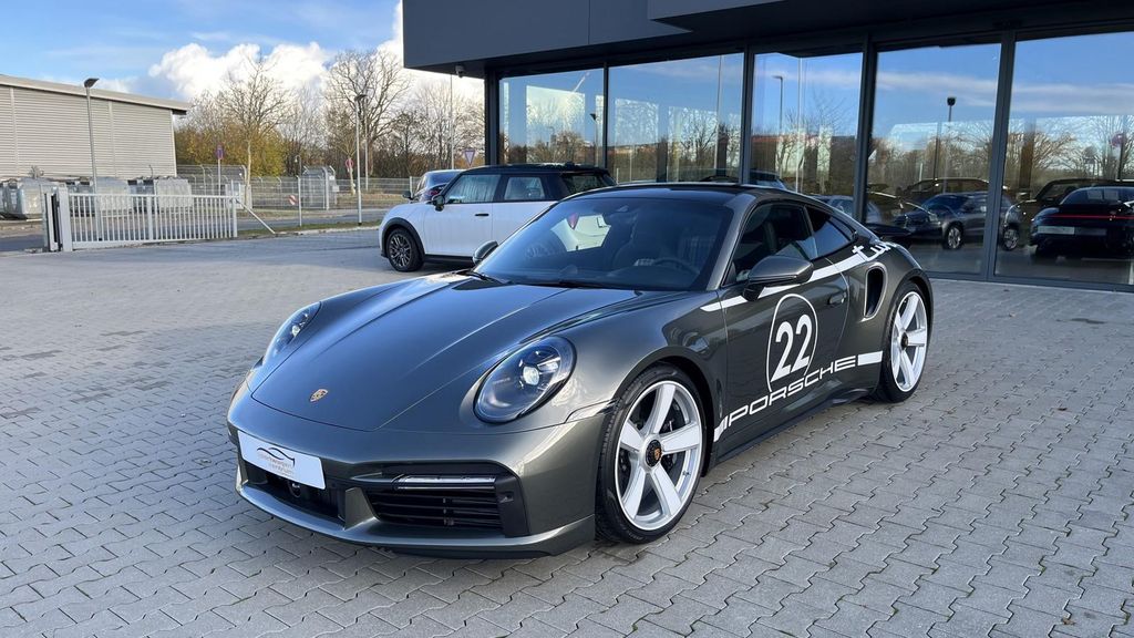 Porsche 992 2025