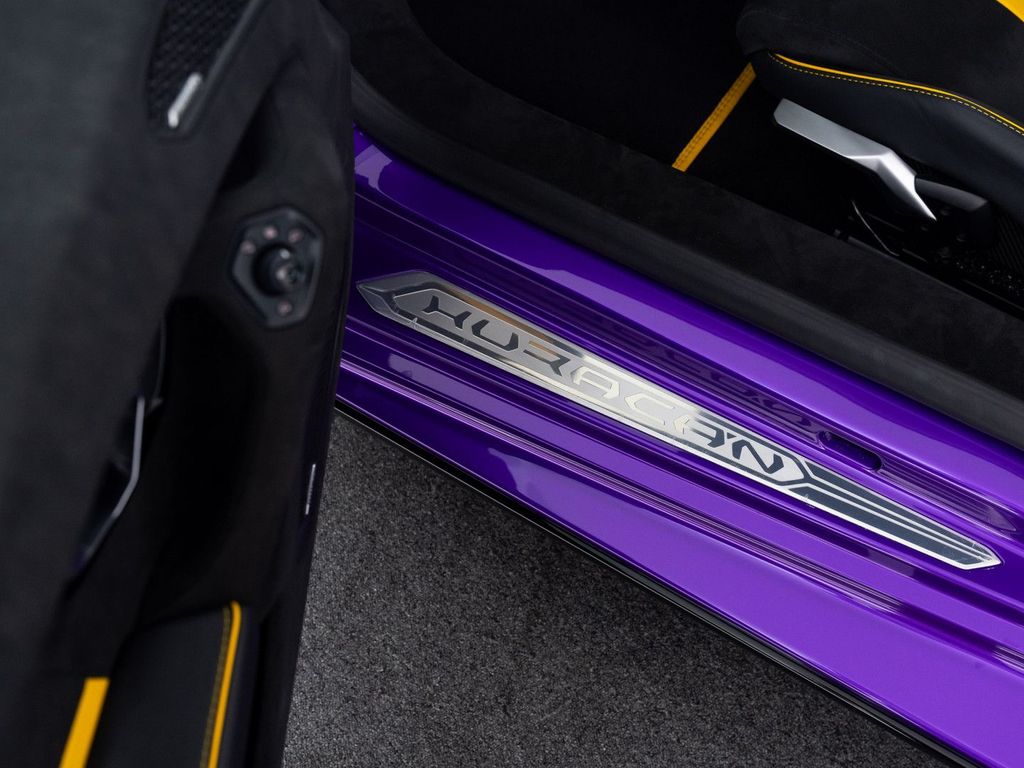 Lamborghini Huracán 2024