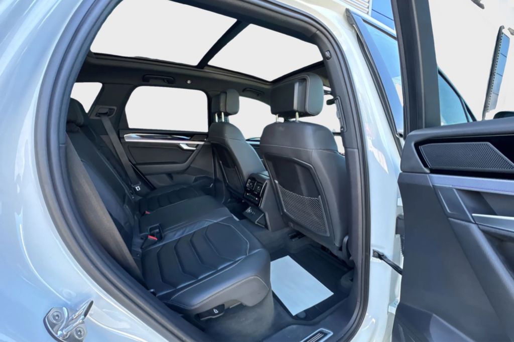 Volkswagen Touareg 2021