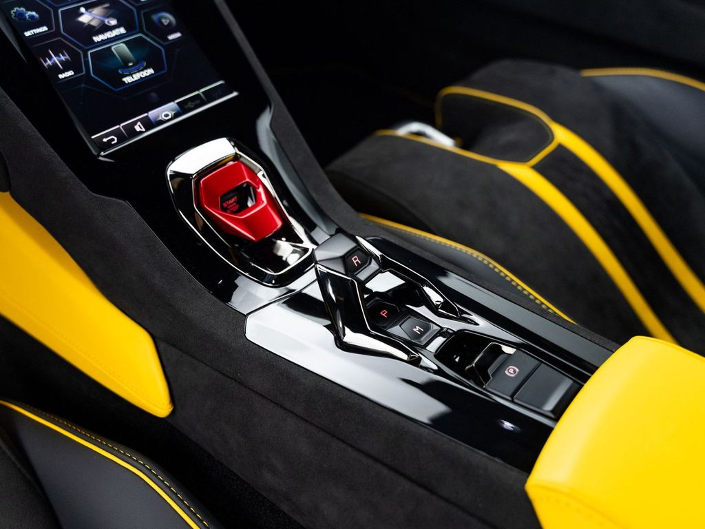 Lamborghini Huracán 2024