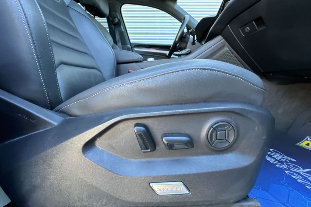 Volkswagen Touareg 2021