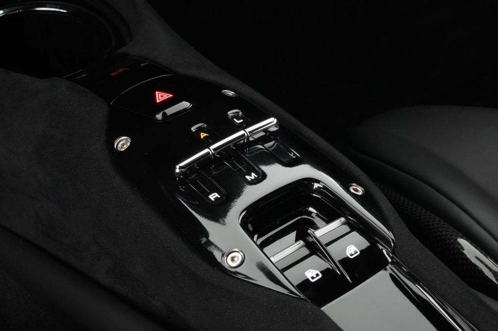 Ferrari 296 GTB 2022