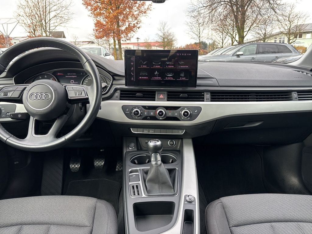 Audi A4 2022