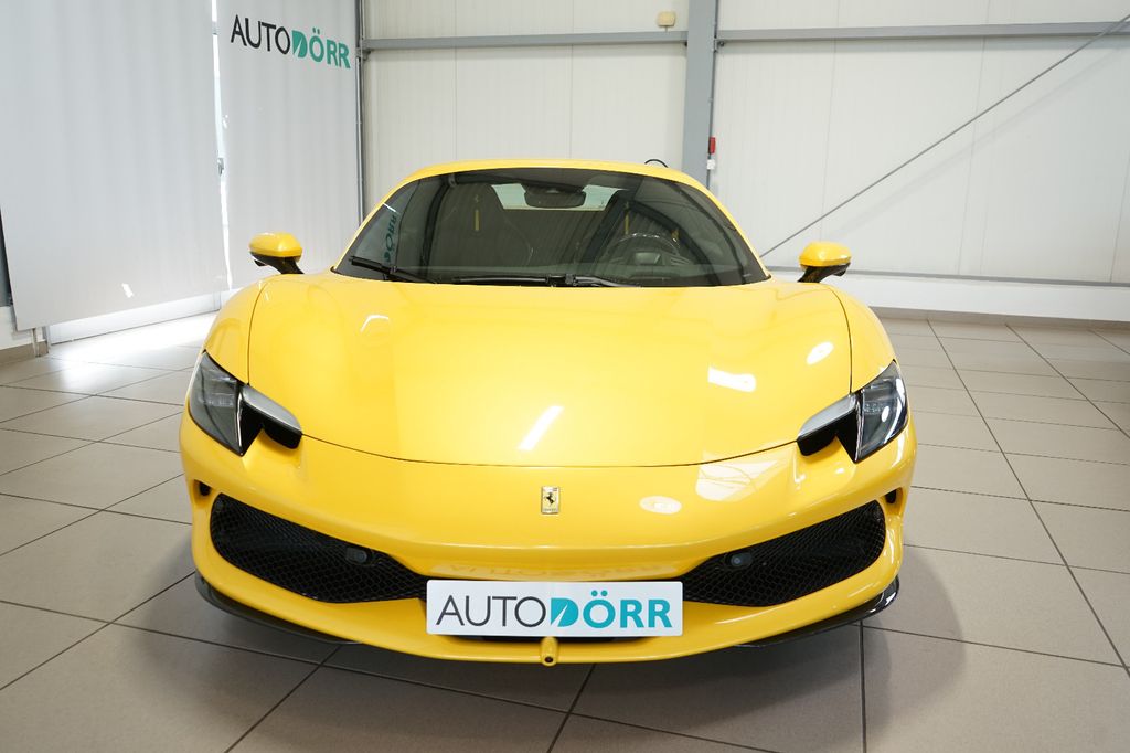 Ferrari 296 GTS 2024