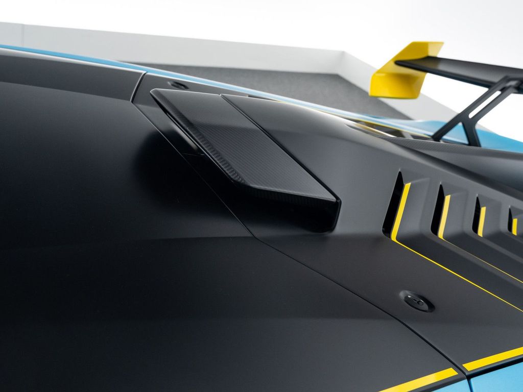 Lamborghini Huracán 2024