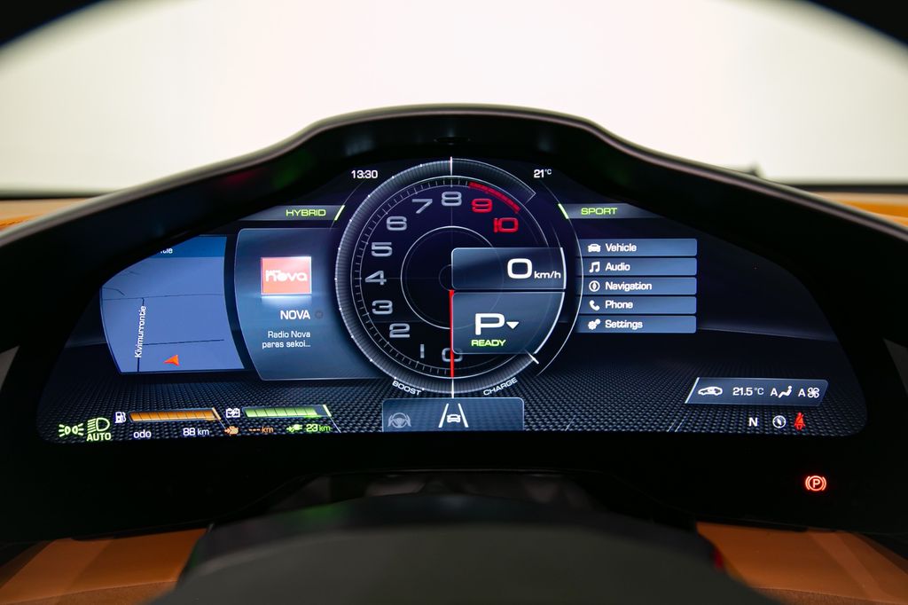 Ferrari 296 GTS 2025