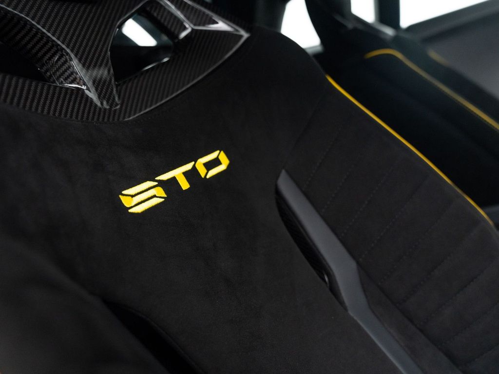 Lamborghini Huracán 2024