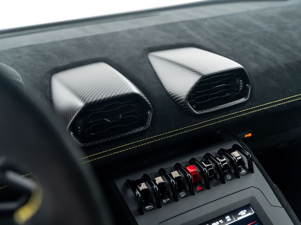 Lamborghini Huracán 2024