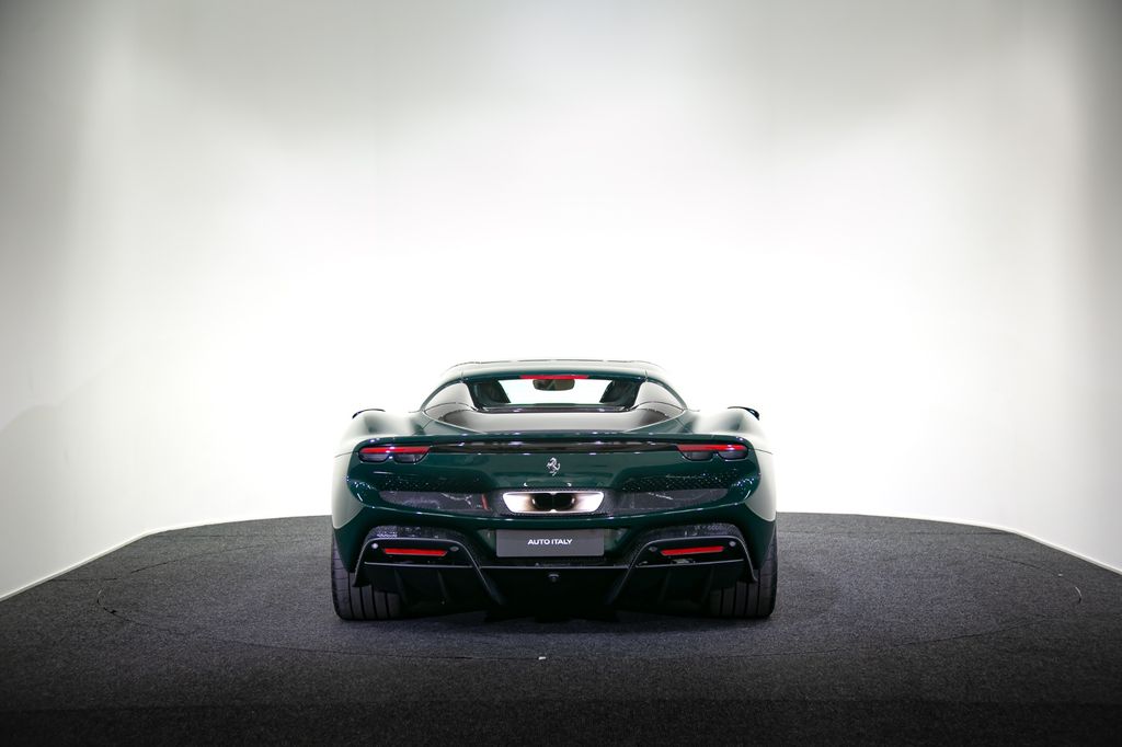 Ferrari 296 GTS 2025