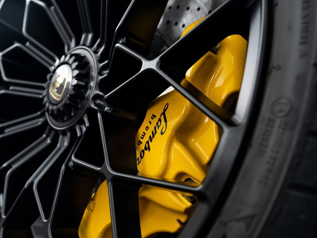 Lamborghini Huracán 2024