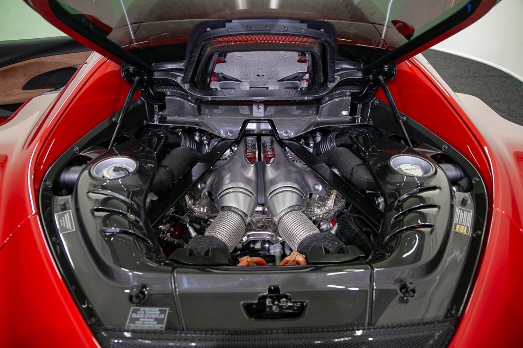 Ferrari 296 GTB 2025