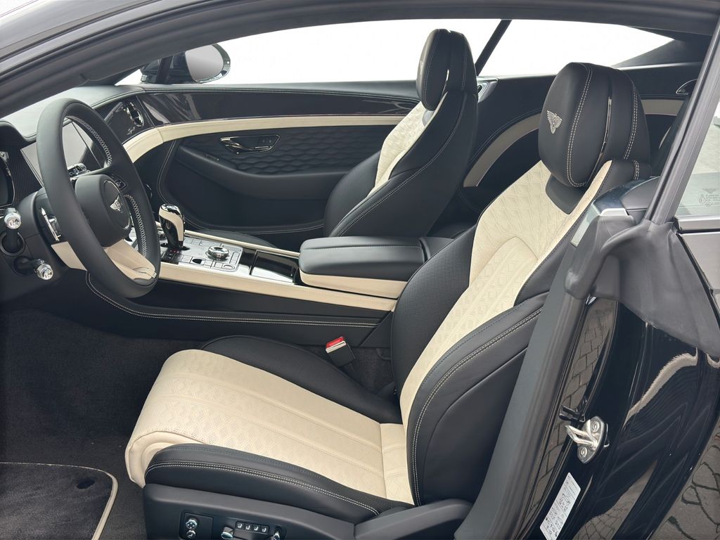 Bentley Continental GT 2025