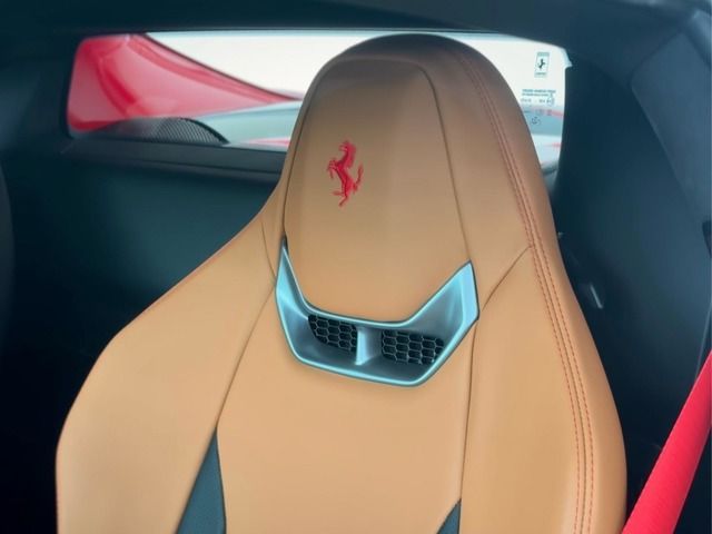 Ferrari 296 GTB 2025