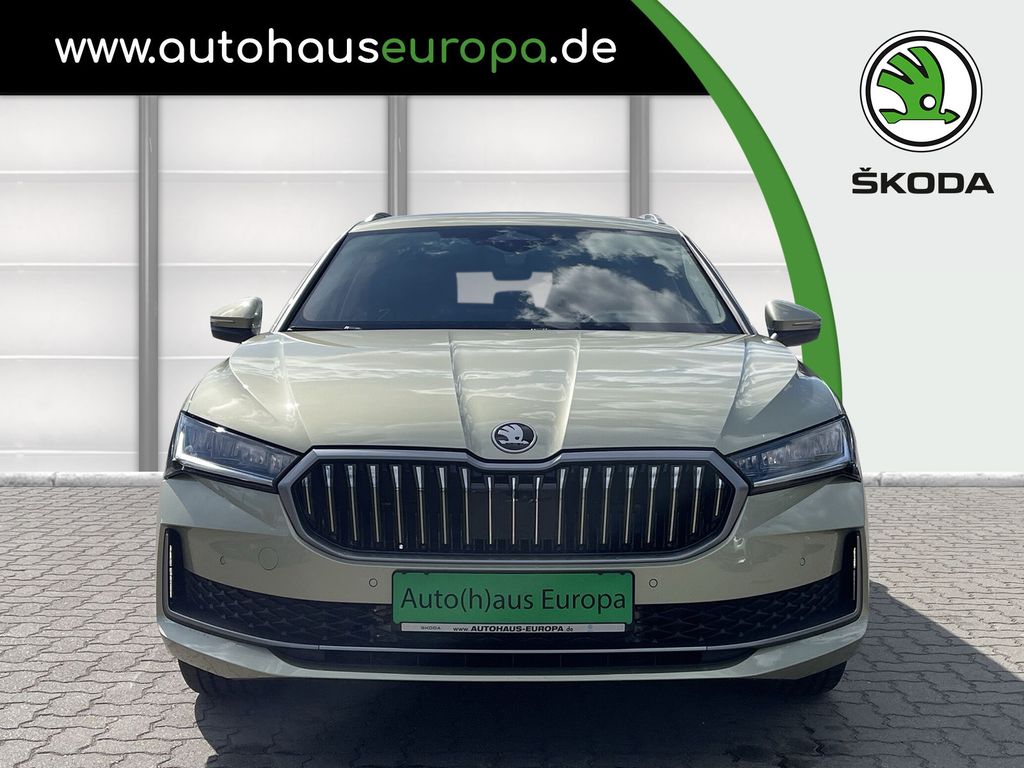 Skoda Superb 2025