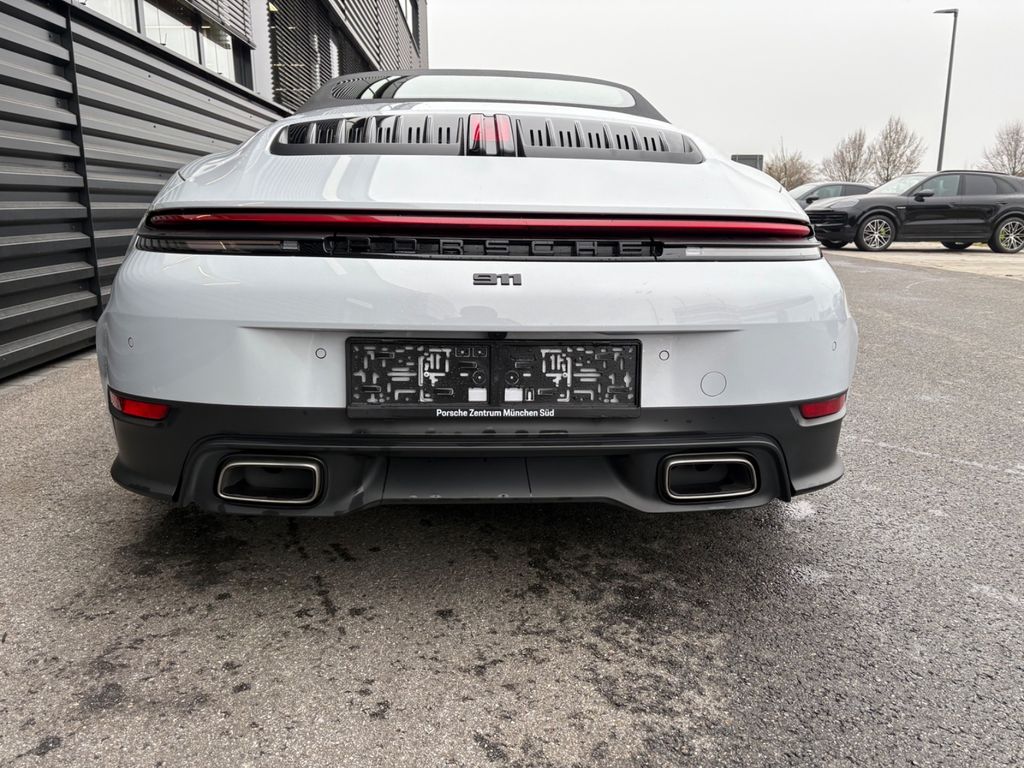 Porsche 992 2025