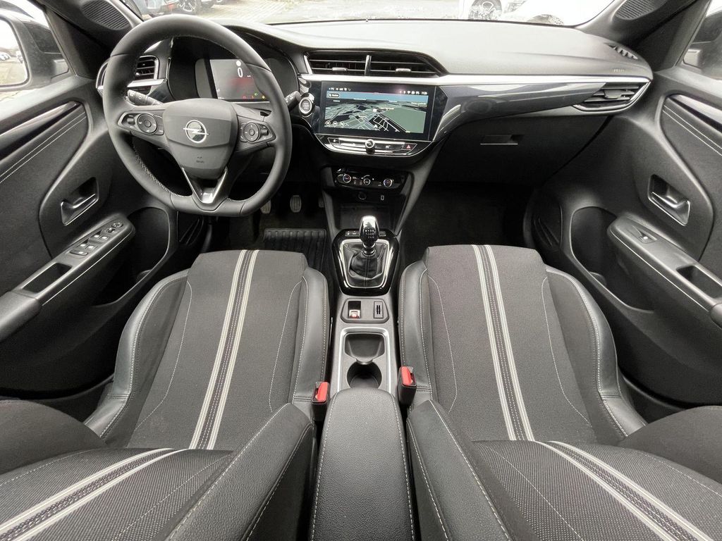 Opel Corsa 2024
