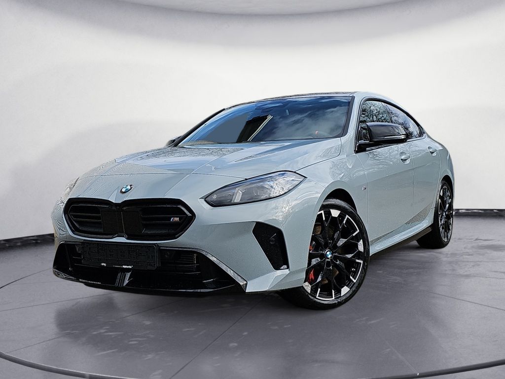 BMW M235 2025